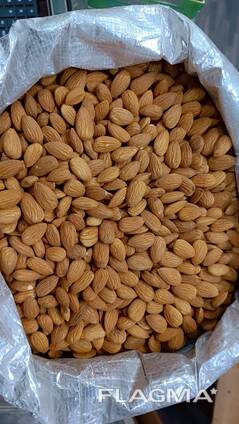 Almond nuts