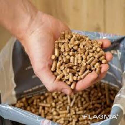 Fuel pellets/ heating pellets/ wood pellets / fuel briquettes